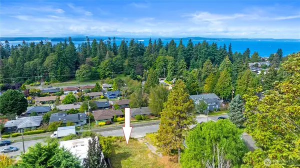 7558 45th Avenue Sw, Seattle, WA 98136