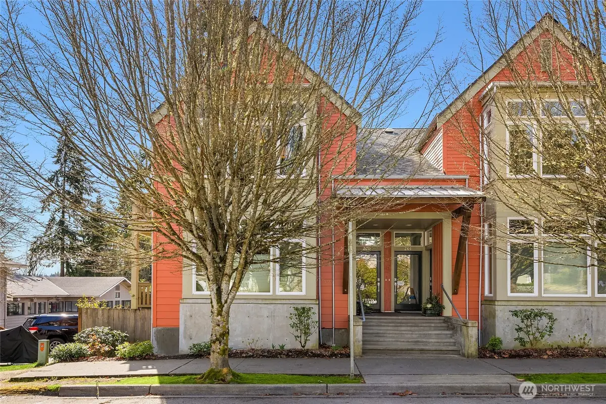 325 Winslow Way W #200, Bainbridge Island, WA 98110 - #1