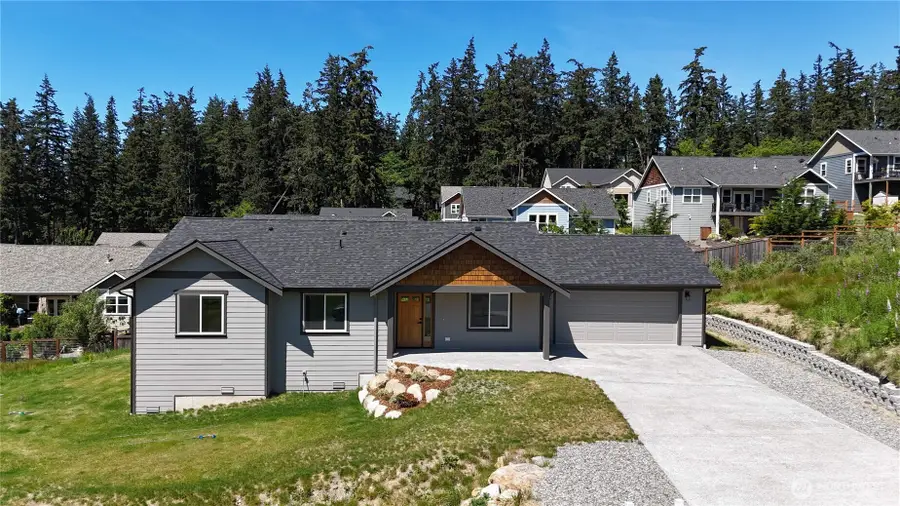 4817 Lawrence Avenue, Freeland, WA 98249 - #2