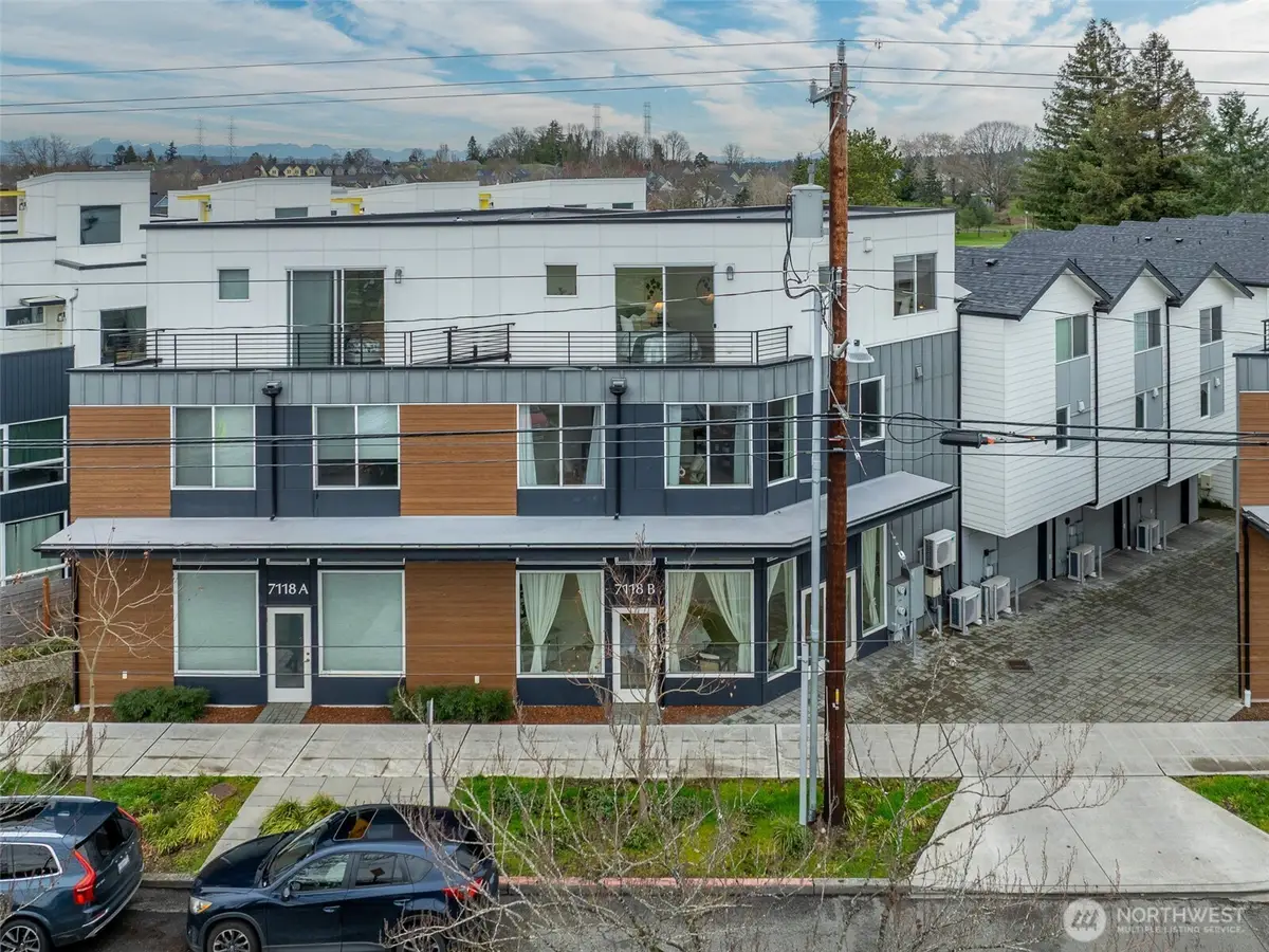 7118 Beacon Avenue S, Seattle, WA 98108 - #1