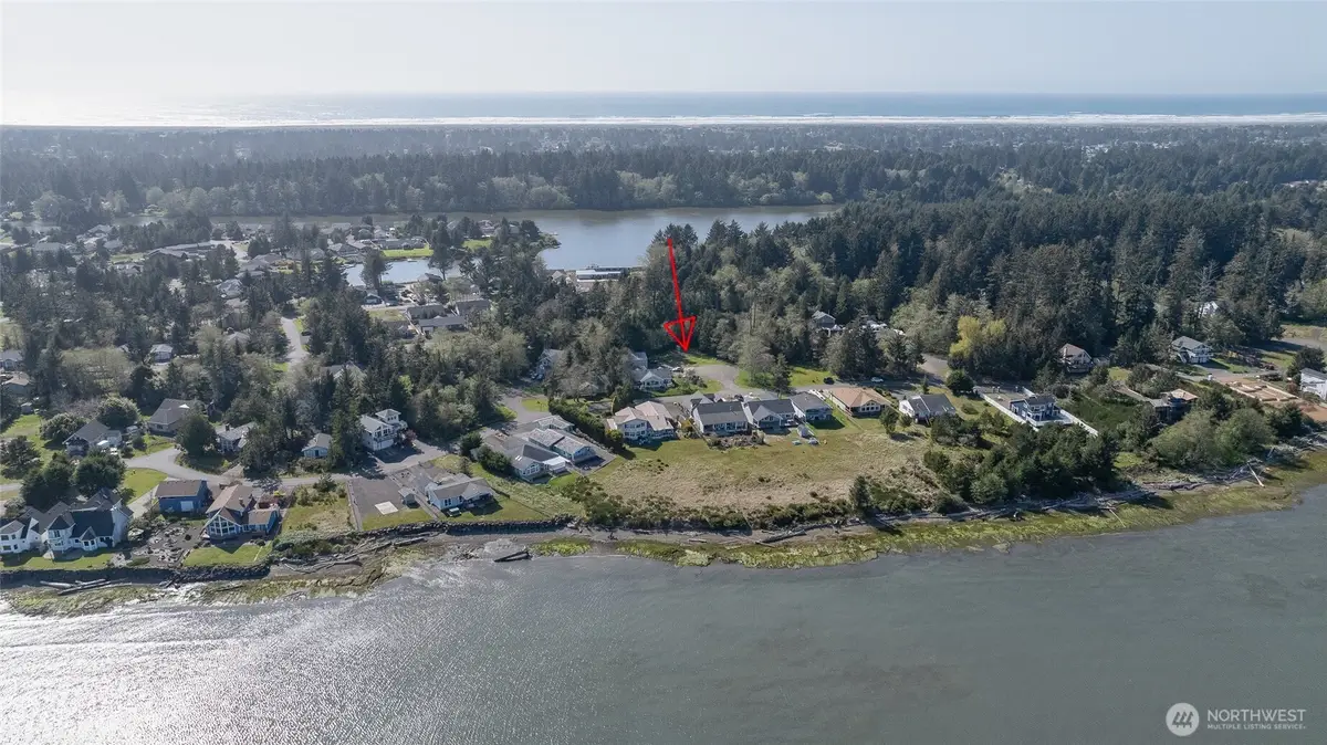 239 Mallus Court Se #4, Ocean Shores, WA 98569 - #1
