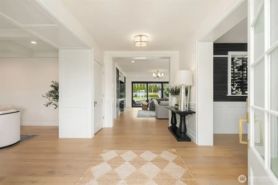 5721 65th Avenue Ne, Seattle, WA 98105 - #2