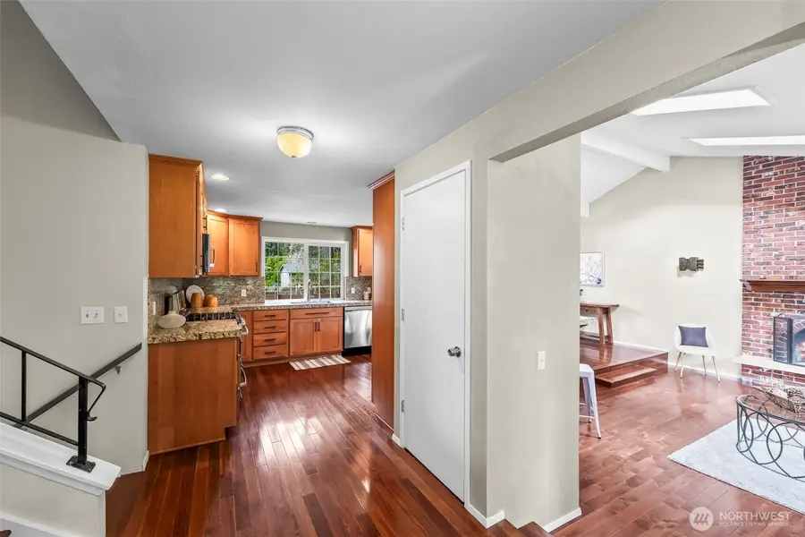 8642 University Point Circle Ne, Bremerton, WA 98311 - #3