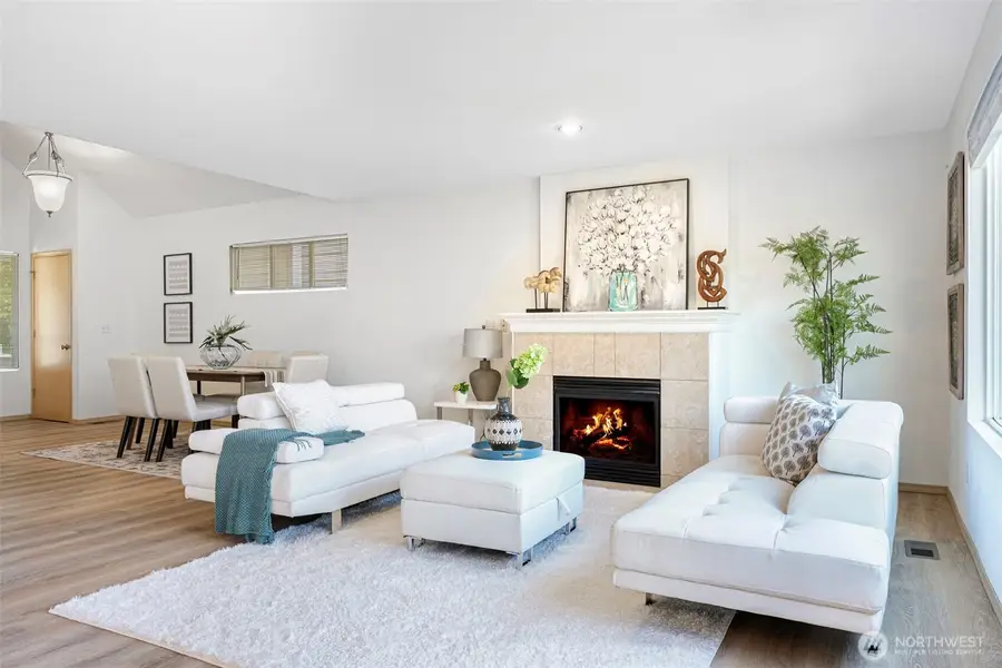 19218 26th Avenue Se #117, Bothell, WA 98012 - #2