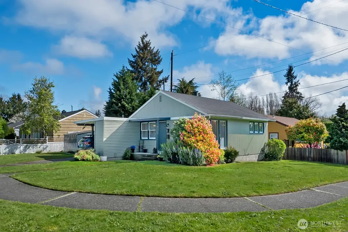 9328 31st Avenue Sw, Seattle, WA 98126 - #1