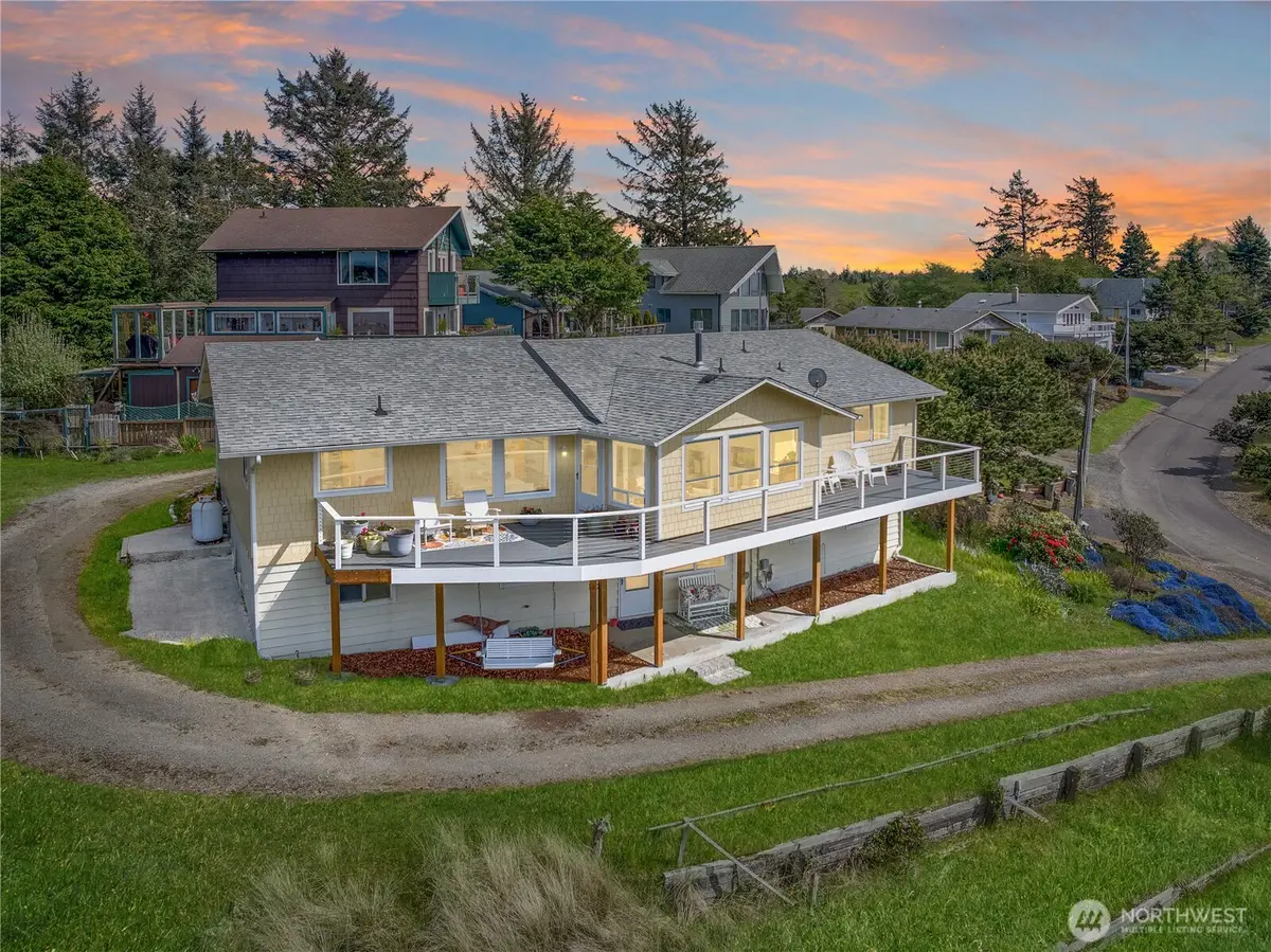 1005 346th Place, Ocean Park, WA 98640 - #1