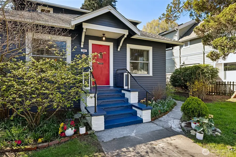 749 N 76th St, Seattle, WA 98103 - #2