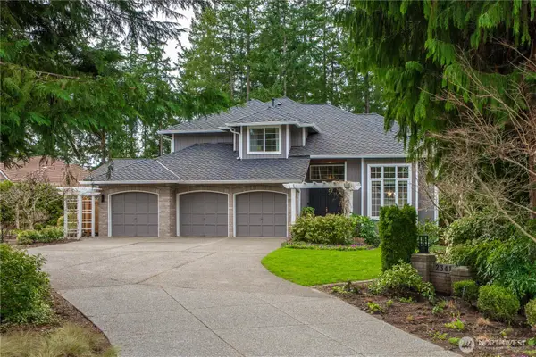 23411 SE 251st Place, Maple Valley, WA 98038