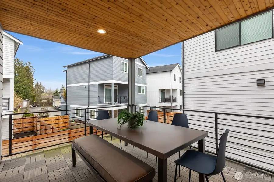 6738 21st Avenue Sw, Seattle, WA 98106 - #3