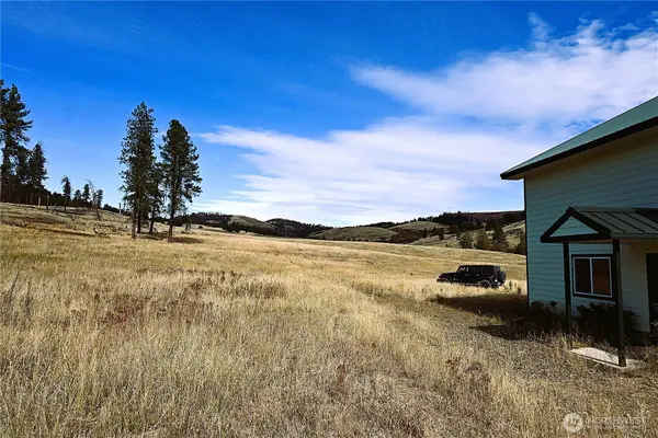 81 Rose Valley Rd, Republic, WA 99166