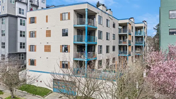 3256 SW Avalon Way #203, Seattle, WA 98126