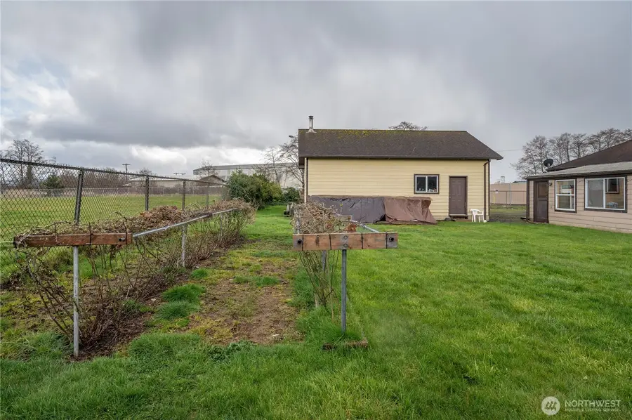 304 Oak Street, Aberdeen, WA 98520 - #2