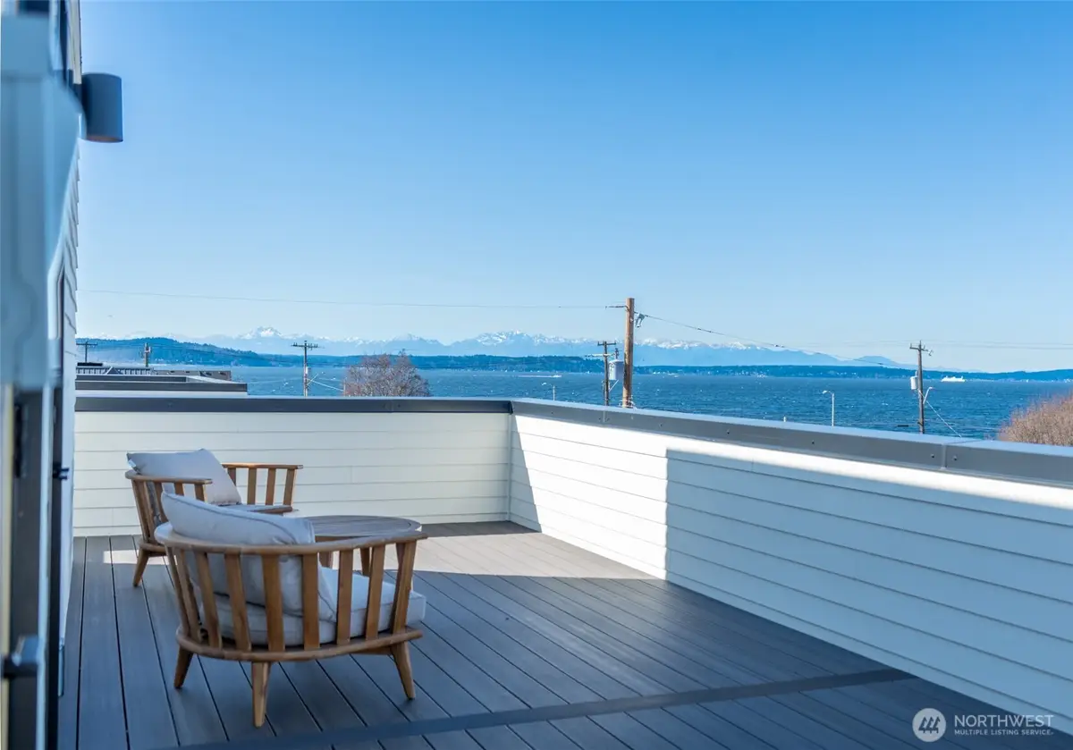 2626 58th Avenue Sw, Seattle, WA 98116 - #1