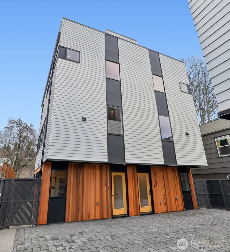 2626 58th Avenue Sw, Seattle, WA 98116 - #2