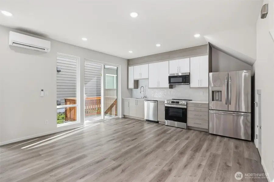 1816 24th Avenue S, Seattle, WA 98144 - #3