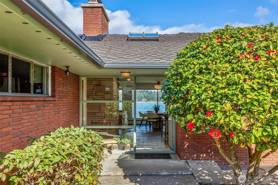 2402 11th Street, Anacortes, WA 98221 - #2