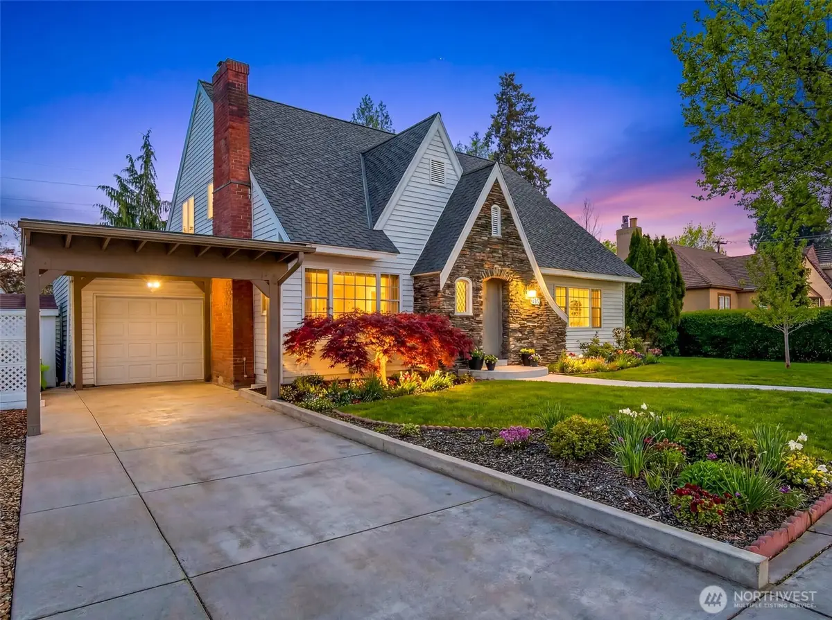 15 Furney Street, Wenatchee, WA 98801 - #1