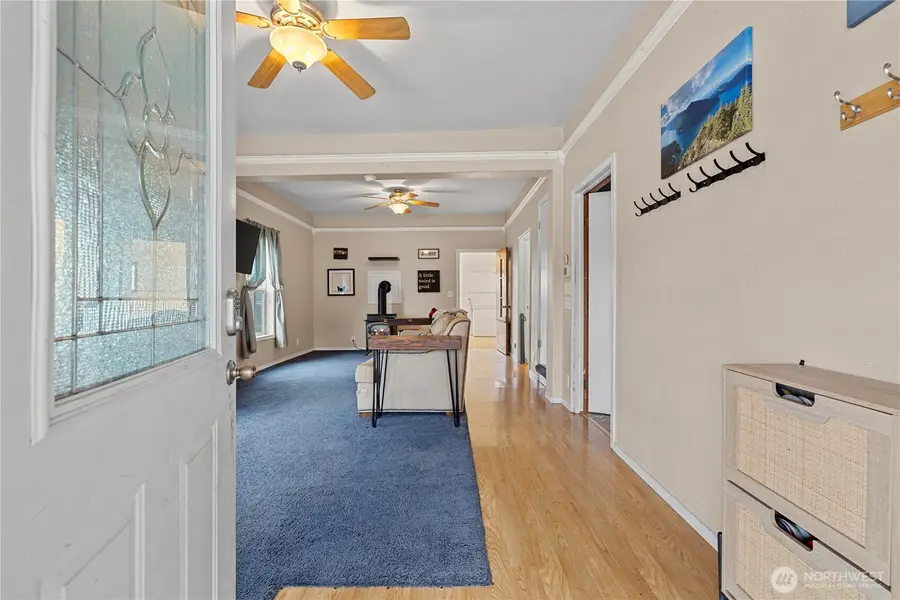 1011 E Fairhaven Avenue, Burlington, WA 98233 - #2