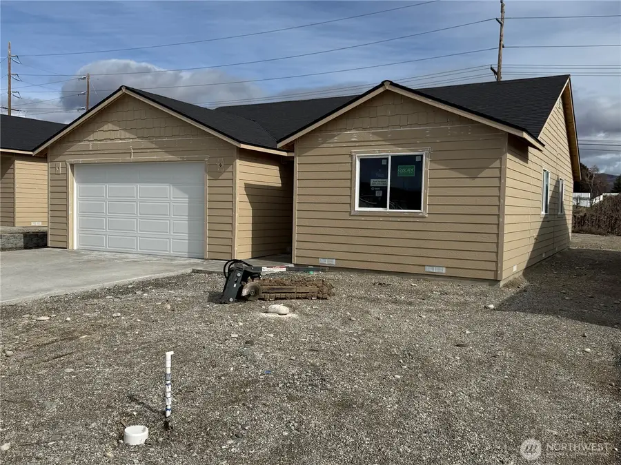 2476 Noah Street Se, East Wenatchee, WA 98802 - #2