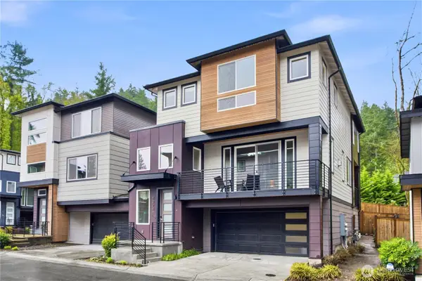 8328 138th Ln Se, Newcastle, WA 98059