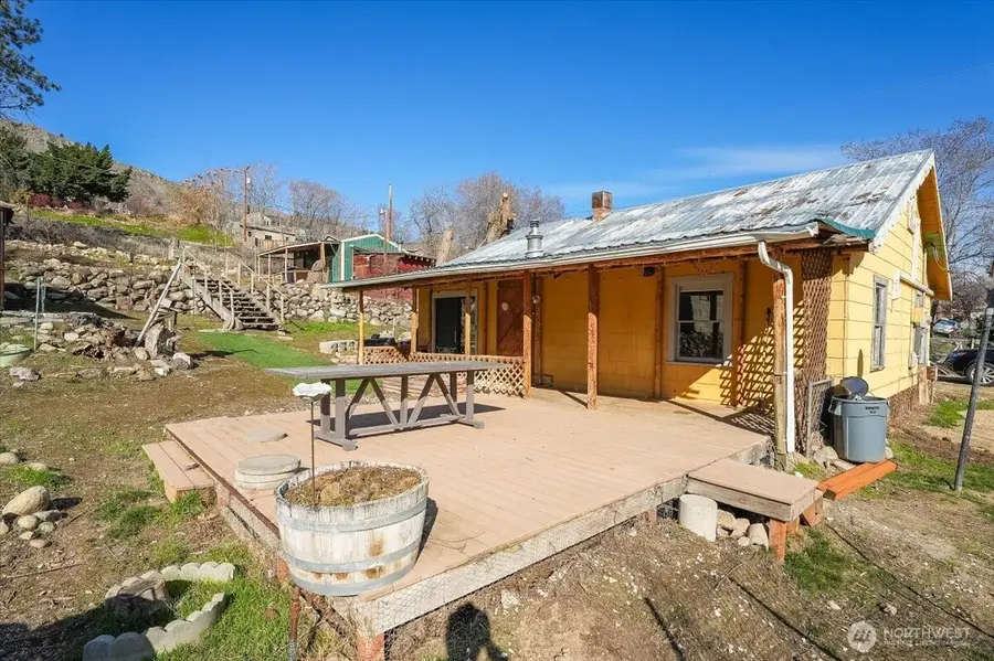 470 2nd Street, Chelan Falls, WA 98817 - #3