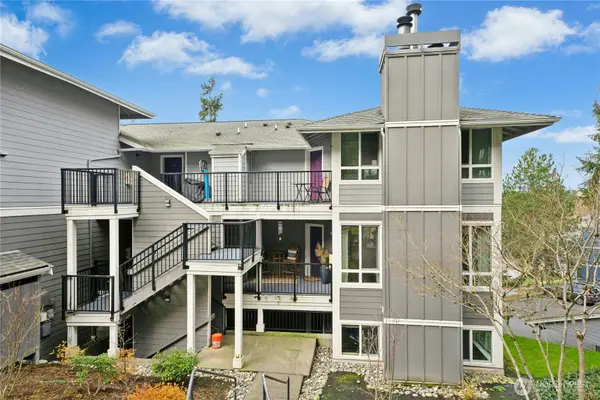 12012 NE 204th Place #C203, Bothell, WA 98011