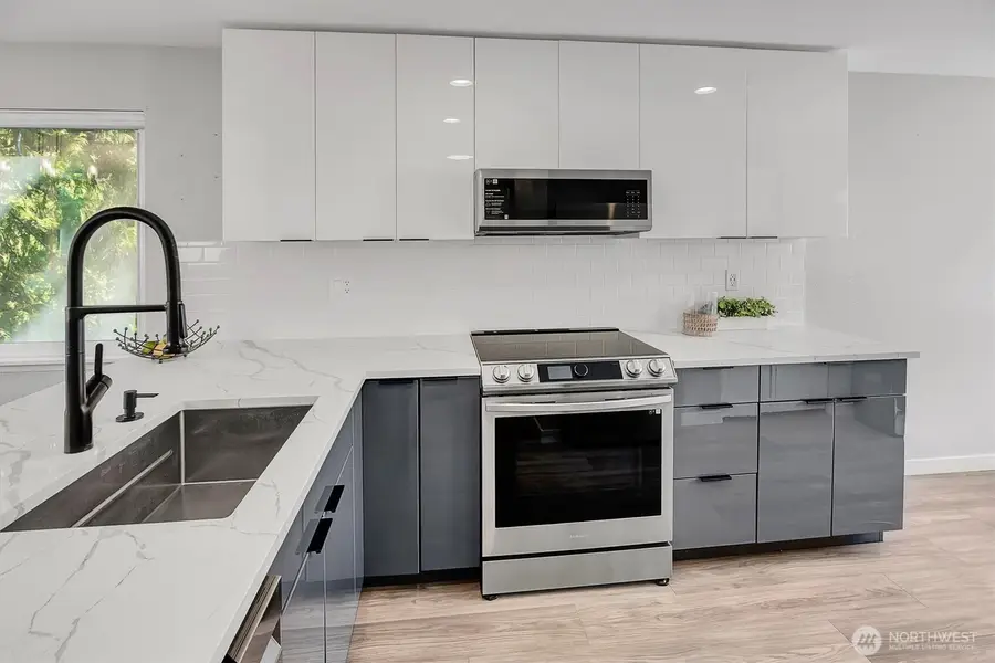 12707 NE 116th Street #A-304, Kirkland, WA 98034 - #3