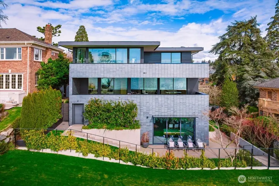 1914 Magnolia Boulevard W, Seattle, WA 98199 - #2
