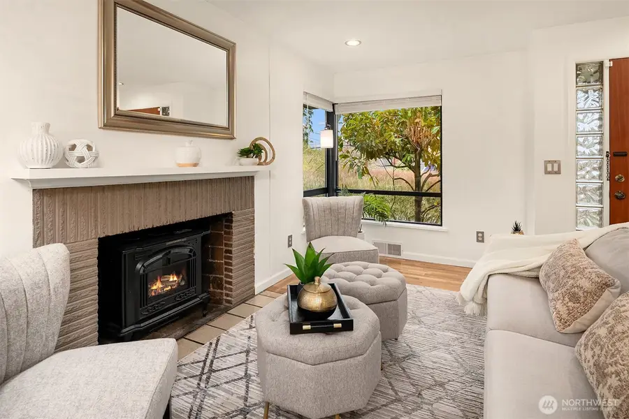 11340 Alton Avenue Ne, Seattle, WA 98125 - #3