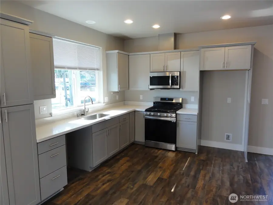 1724 14th Street, Bremerton, WA 98337 - #3