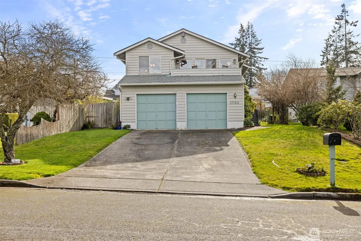 1728 W 6th Street, Port Angeles, WA 98363 - #1