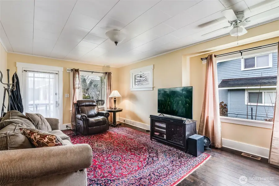 220 S 47th Street, Tacoma, WA 98408 - #3