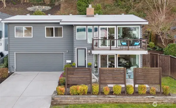 8620 Vashon View Sw, Seattle, WA 98136