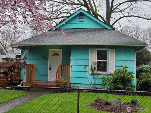 561 15th Avenue, Longview, WA 98632
