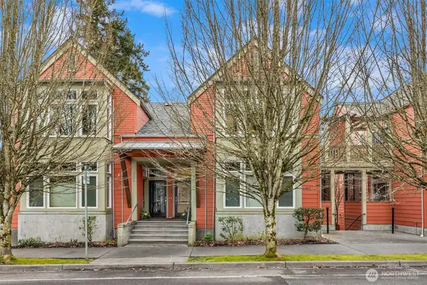 325 Winslow Way W #201, Bainbridge Island, WA 98110