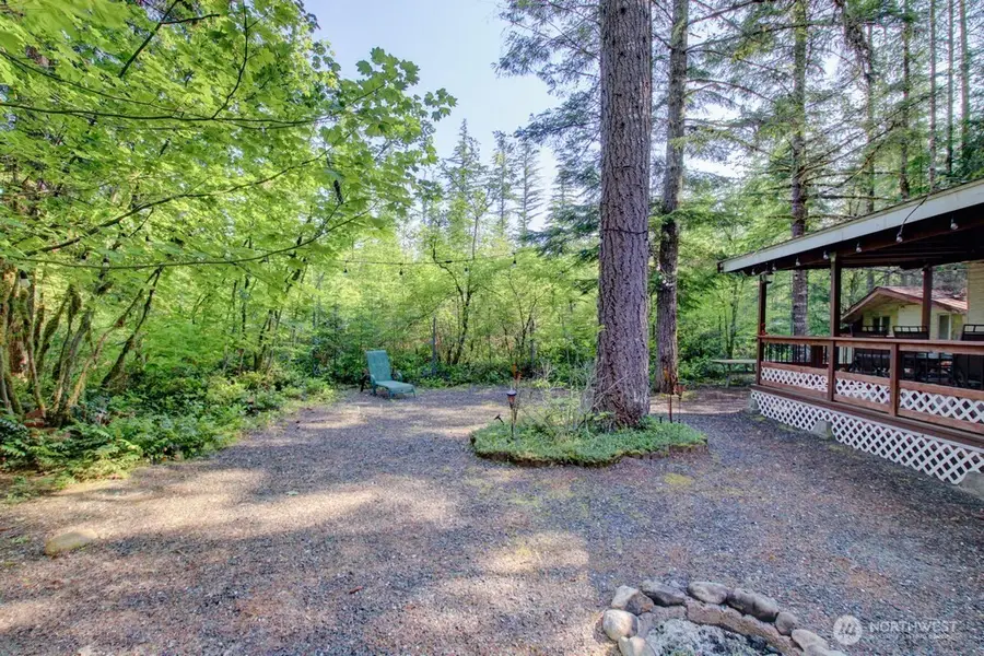 90 Christmas Tree Circle, Deming, WA 98244 - #2