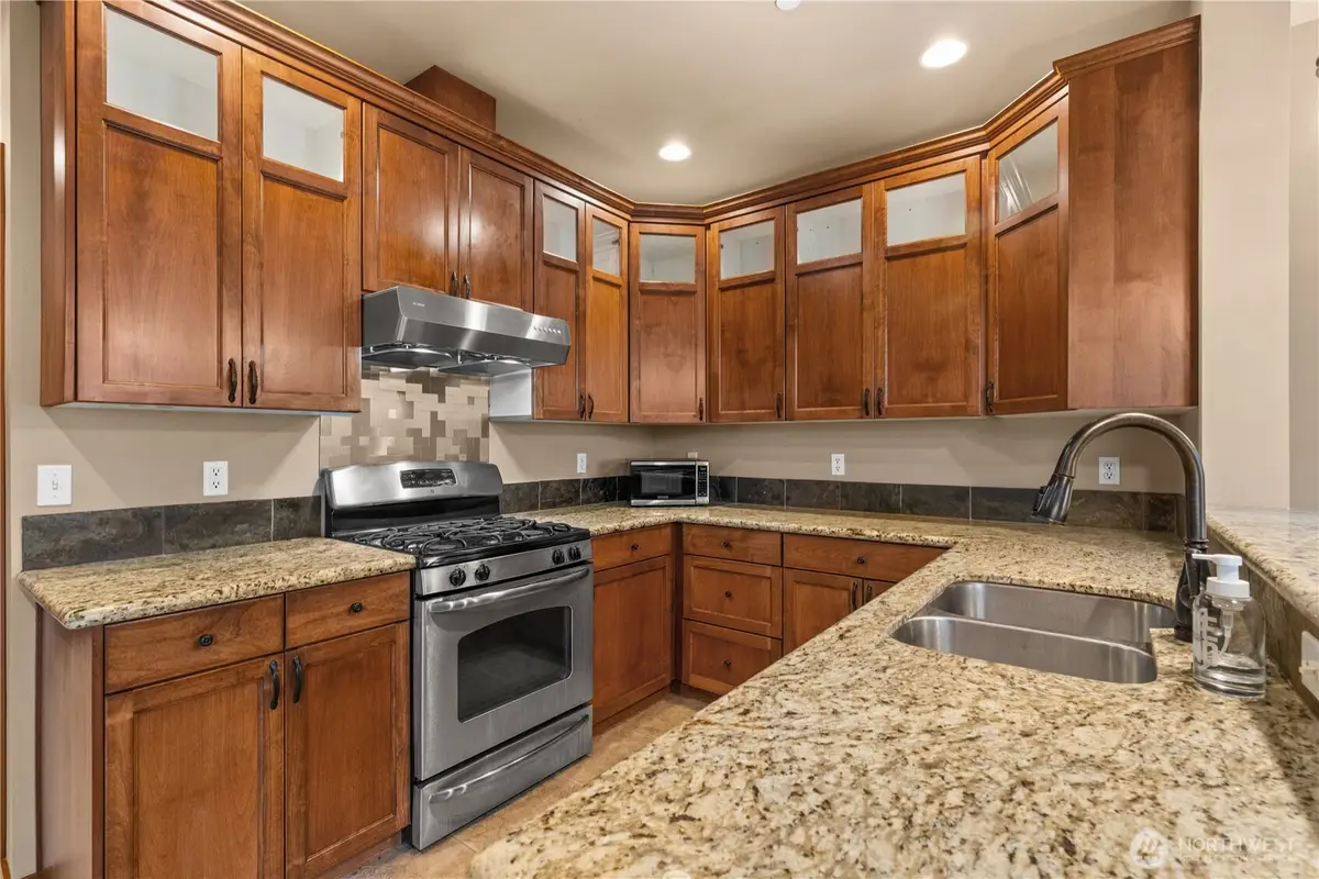 14819 35th Avenue W #6, Lynnwood, WA 98087 - #1
