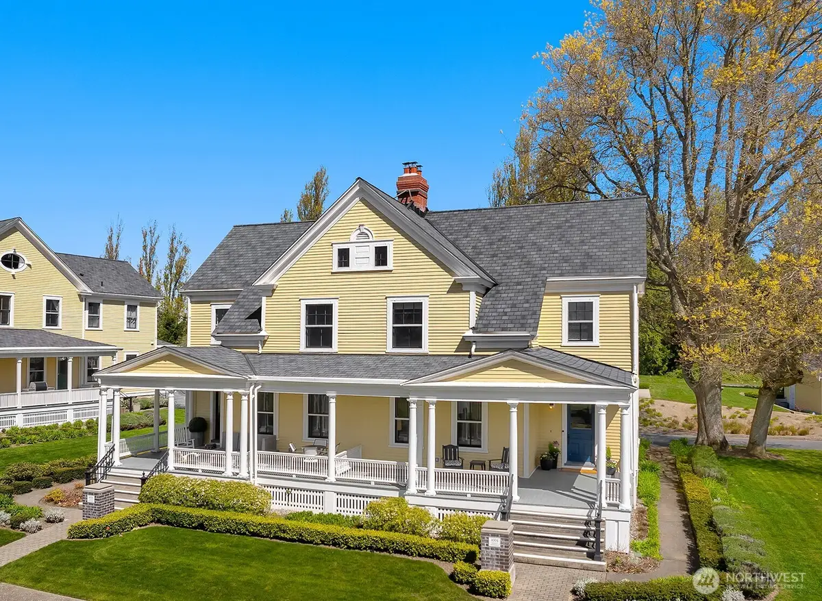 4004 Washington Avenue W, Seattle, WA 98199 - #1