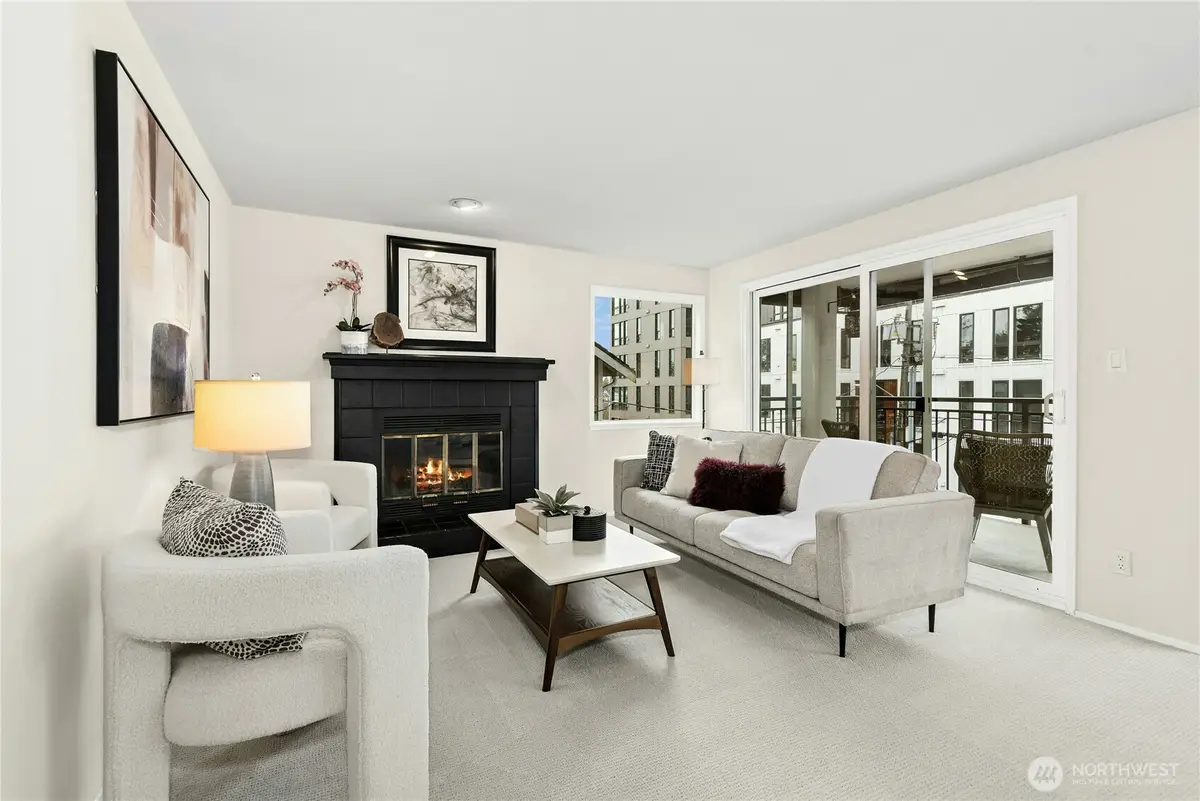 8720 Phinney Avenue N #21, Seattle, WA 98103 - #1