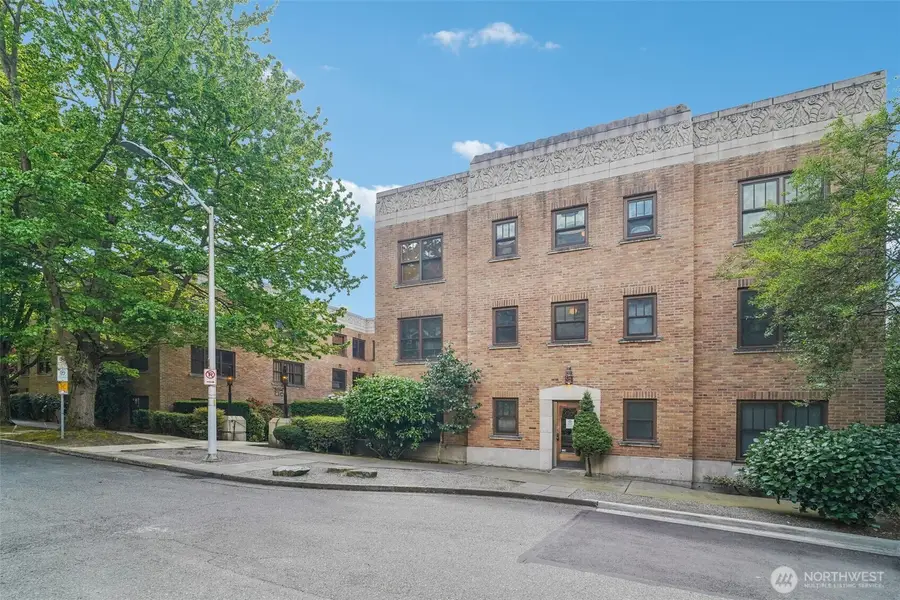 519 W Roy Street #309, Seattle, WA 98119 - #3