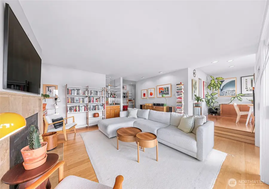 2134 Waverly Place N #202, Seattle, WA 98109 - #3