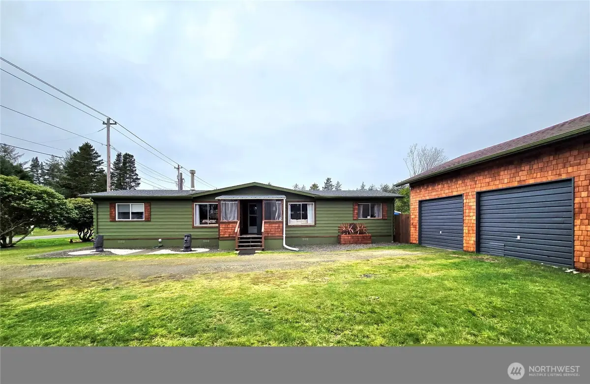 502 W Veterans Avenue, Westport, WA 98595 - #1