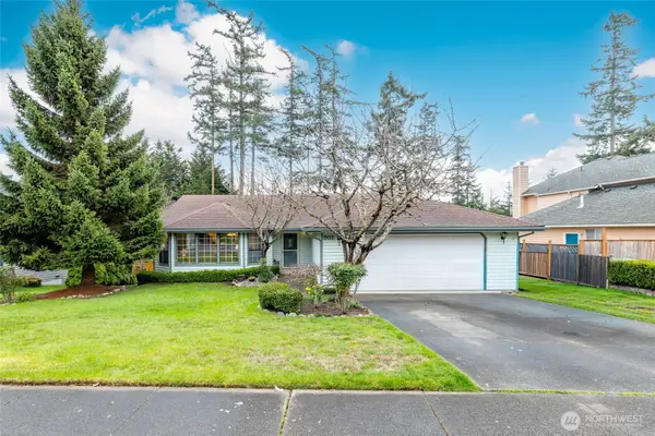 901 SW Barrington Drive, Oak Harbor, WA 98277