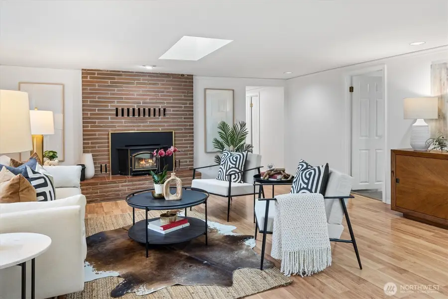 10044 12th Avenue Nw, Seattle, WA 98177 - #2