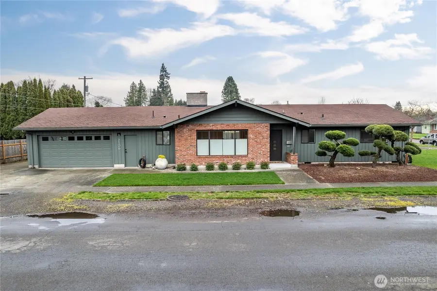 2106 28th, Longview, WA 98632 - #2