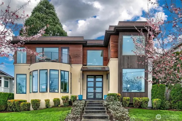 526 14th Avenue W, Kirkland, WA 98033