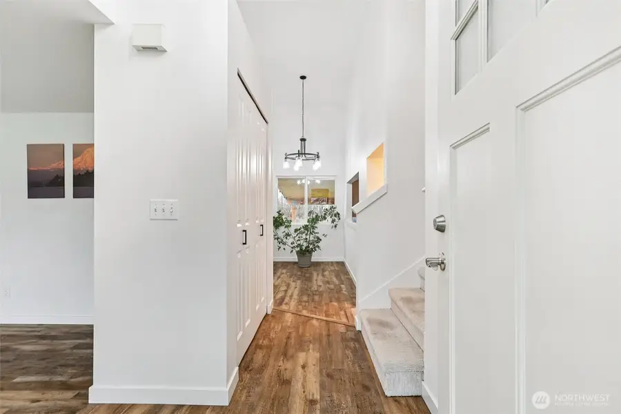 111 Chinook Avenue, Enumclaw, WA 98022 - #3