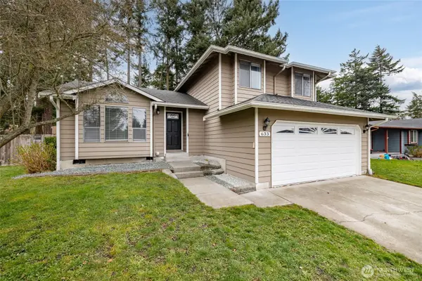 633 NW Mizzen Drive, Oak Harbor, WA 98277