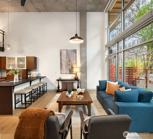 401 9th Avenue N #102, Seattle, WA 98109