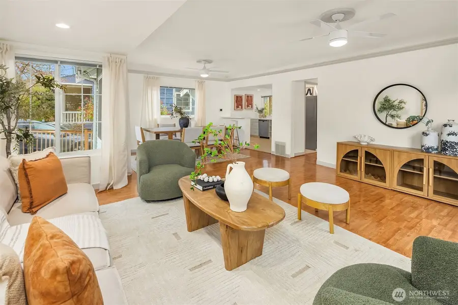 4715 S Orcas Street, Seattle, WA 98118 - #3